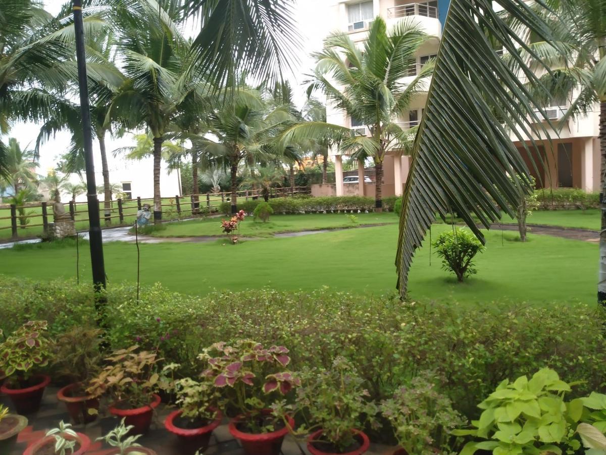 La Platina Premium Suites, Near Puri Sea Beach Exterior foto
